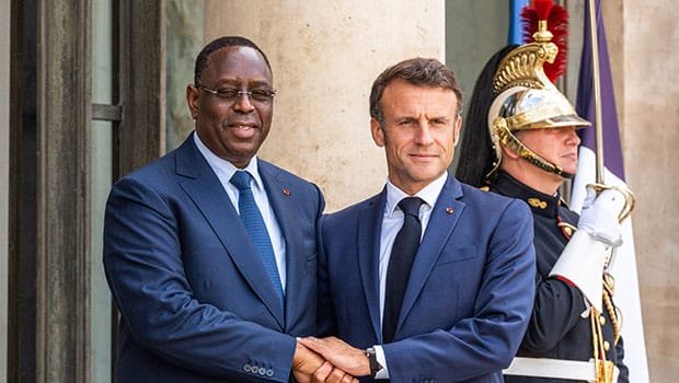 Macky Sall à son homologue français Emmanuel Macron à l'Elysée soleil.sn